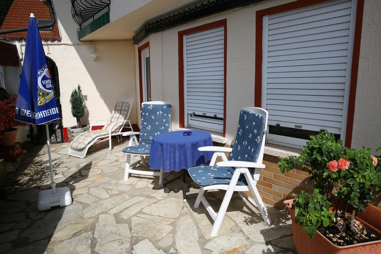 Pension Weinberg Mit Landhaus Nizza Gleisweiler Exterior foto