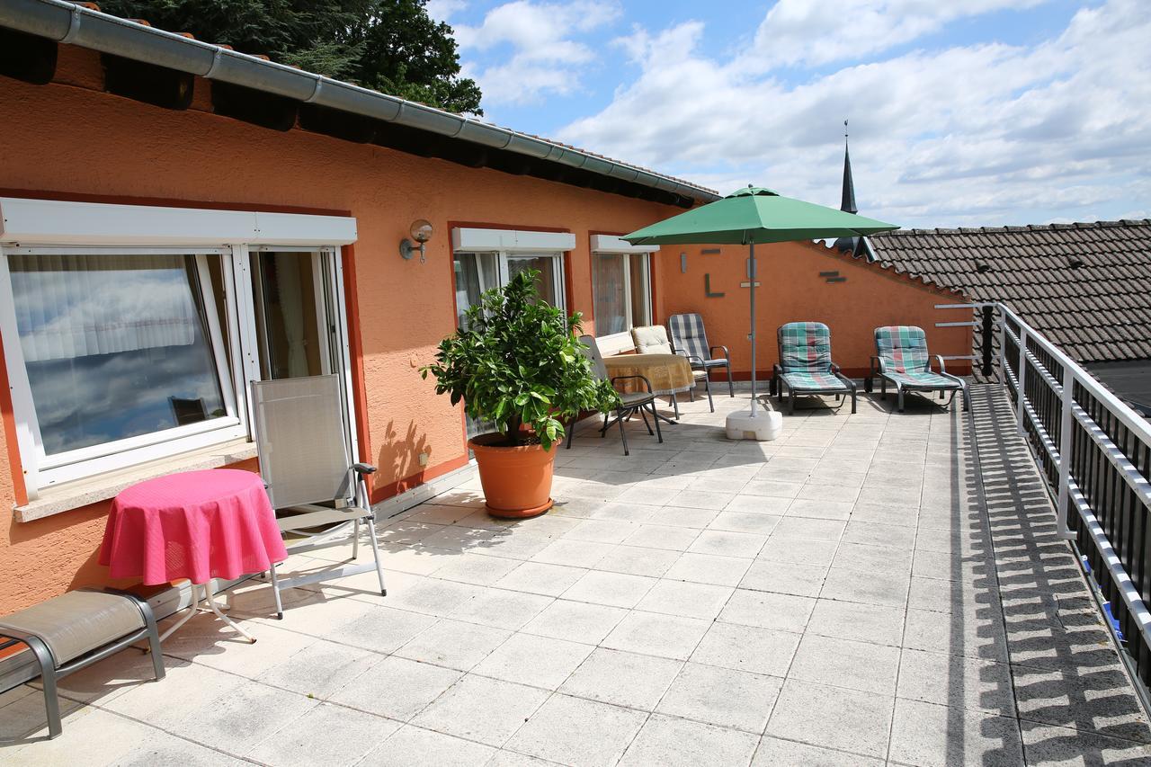 Pension Weinberg Mit Landhaus Nizza Gleisweiler Exterior foto